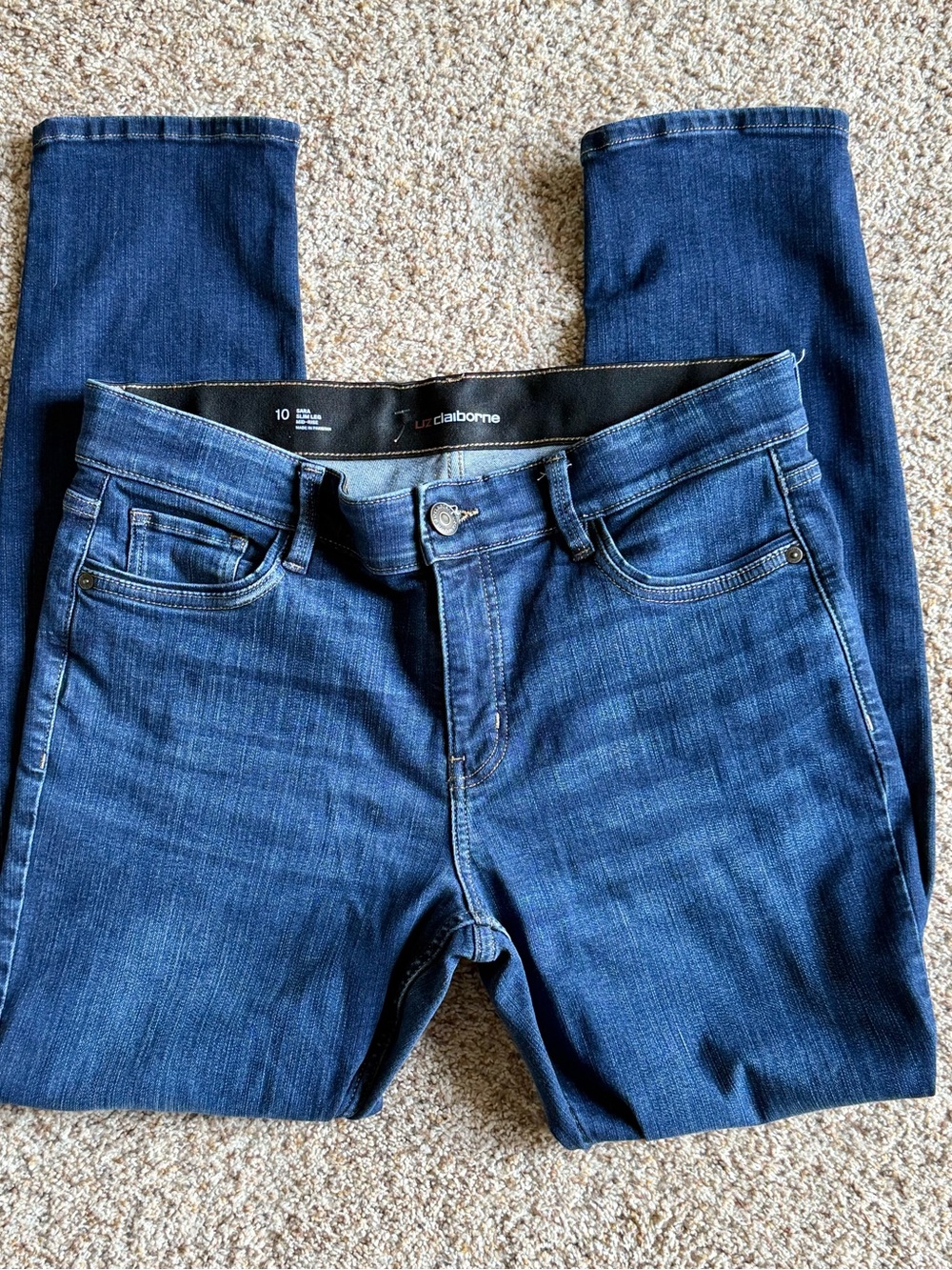 Woman’s Liz Claiborne Indigo Skinny Jeans Size 10 Denim